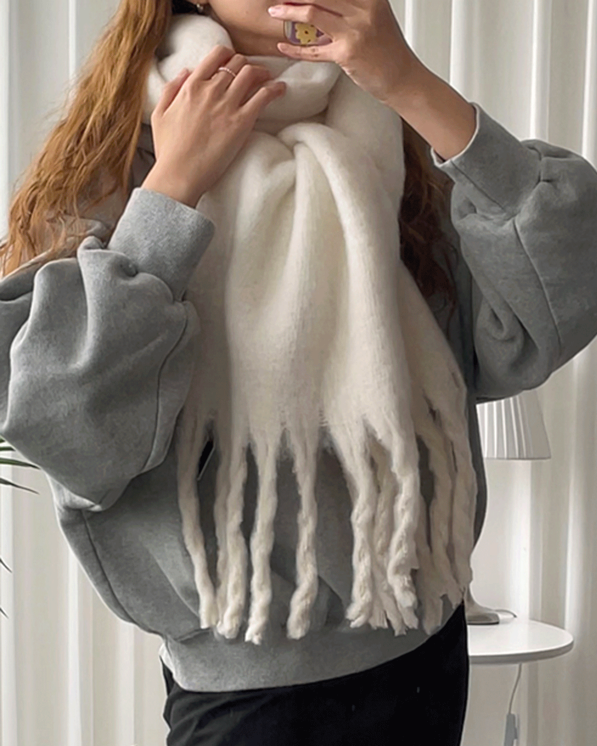 [드디어 재입고!! 부드러운터치감] 코튼캔디 빅머플러 [ 큰머플러 긴머플러 레게목도리 폭닥한 포근한 두꺼운 목도리 꼬임 수술 수술머플러 ]