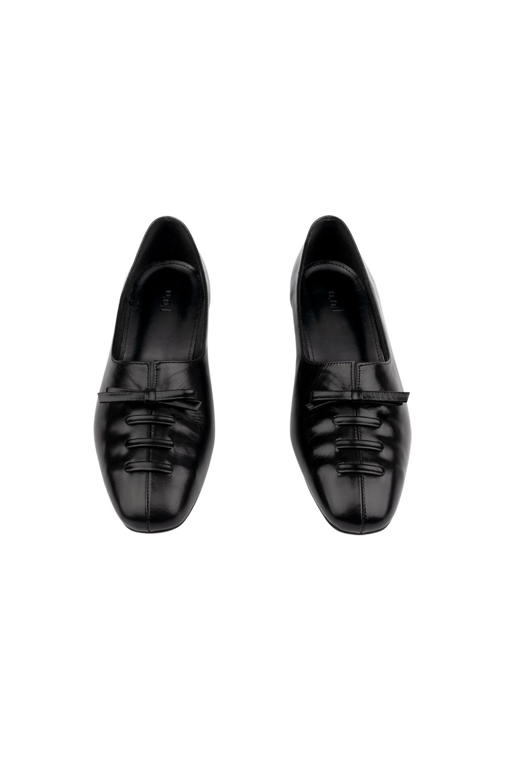 Tie Flats / Black