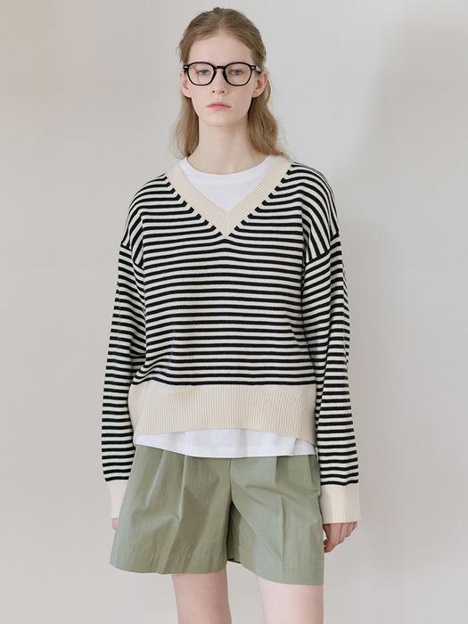 25SN relax-fit v-neck pullover [ST]