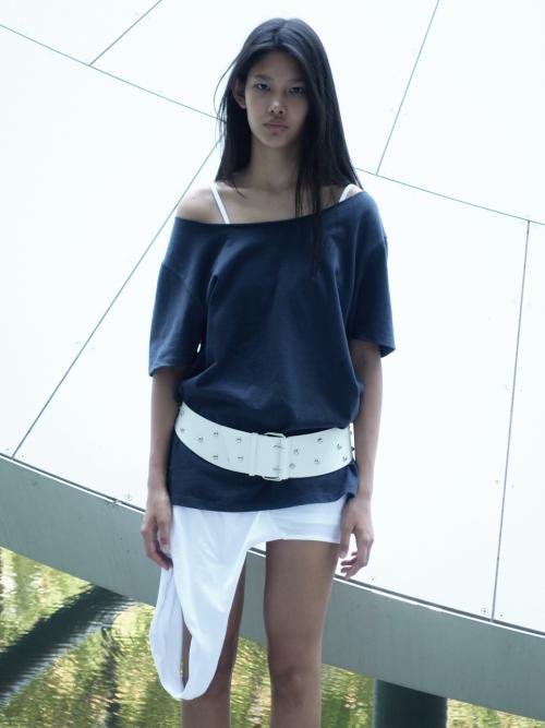 ONE SHOULDER LOOSE TOP / NAVY