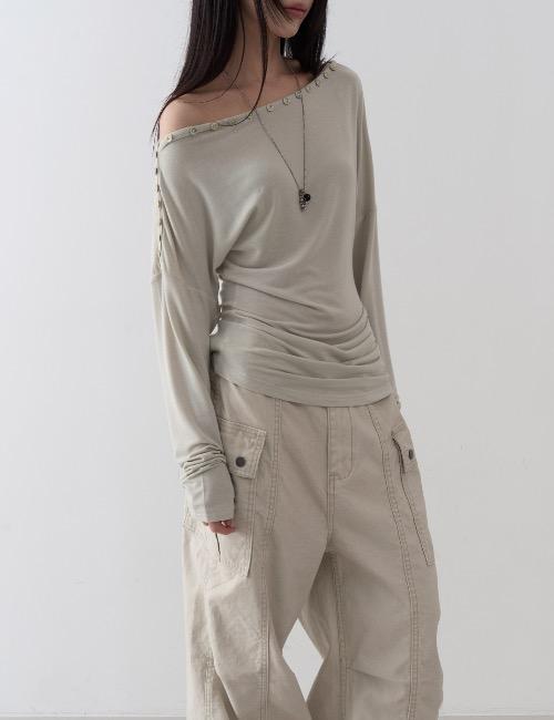 soft button shoulder tee