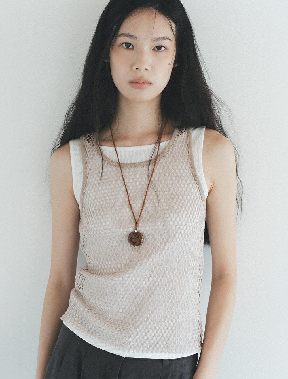 NET LAYERED SLEEVELESS TOP [BEIGE]