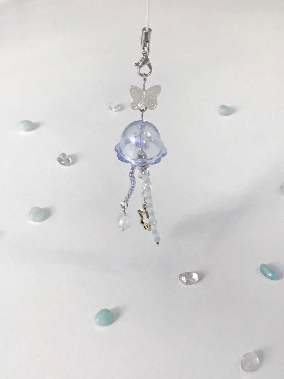 [유월츠] 하늘 해파리 비즈키링 핸드메이드 키링 휴대폰줄 핸드폰고리 아이폰 갤럭시