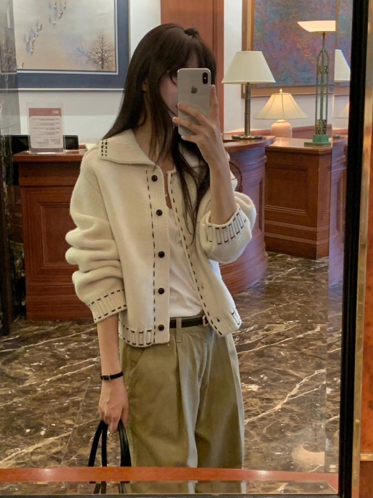 블랙 당일 / 베르가못 스티치 가디건 울100 긴팔 카라 배색 니트 cd (3col)