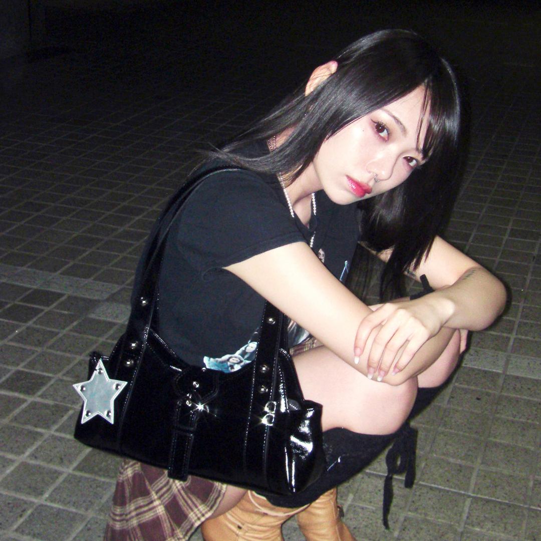 Nozia 노지아_ Black