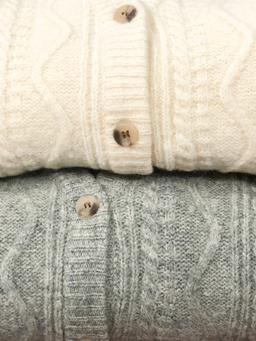 Basic Wool Cardigan in Grey/Beige