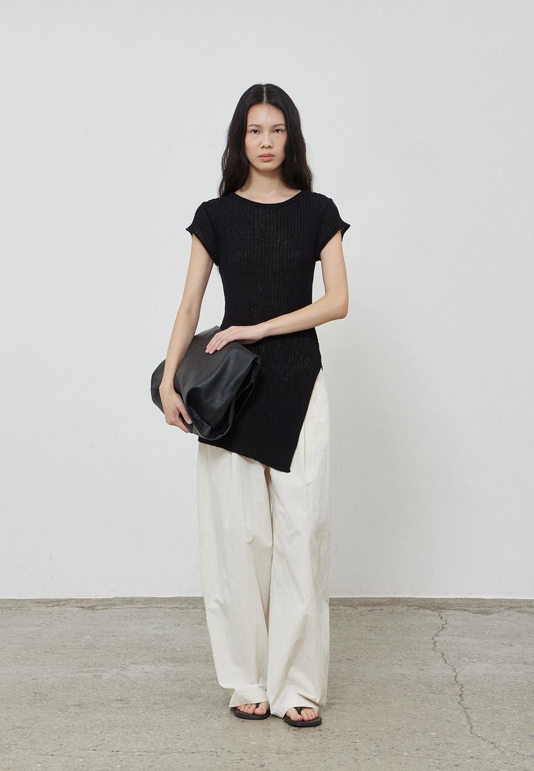 OBLIQUE NETTING KNIT TOP - BLACK