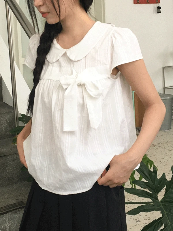 [캡소매/널널여리핏♥] 루카 둥근카라 뒷단추 체크 리본 블라우스 2color