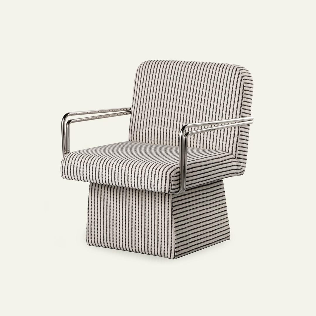 ROTATE EASY CHAIR_BLACK STRIPE