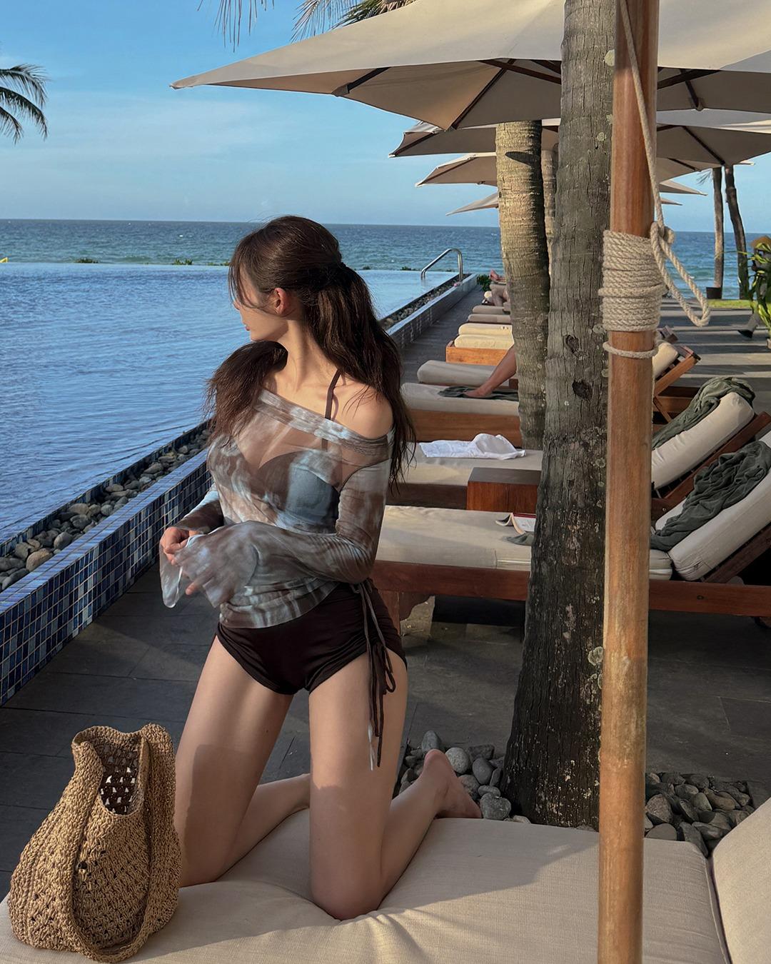 너브 3피스 비키니set(비키니 수영복 비키니세트 커버업티셔츠 커버업수영복 여자수영복 커버업 수영복세트 섹시비키니 홀터넥수영복 홀터넥비키니 하이웨스트비키니)