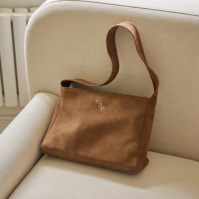 Comfy Bag _ Suede Milk Choco