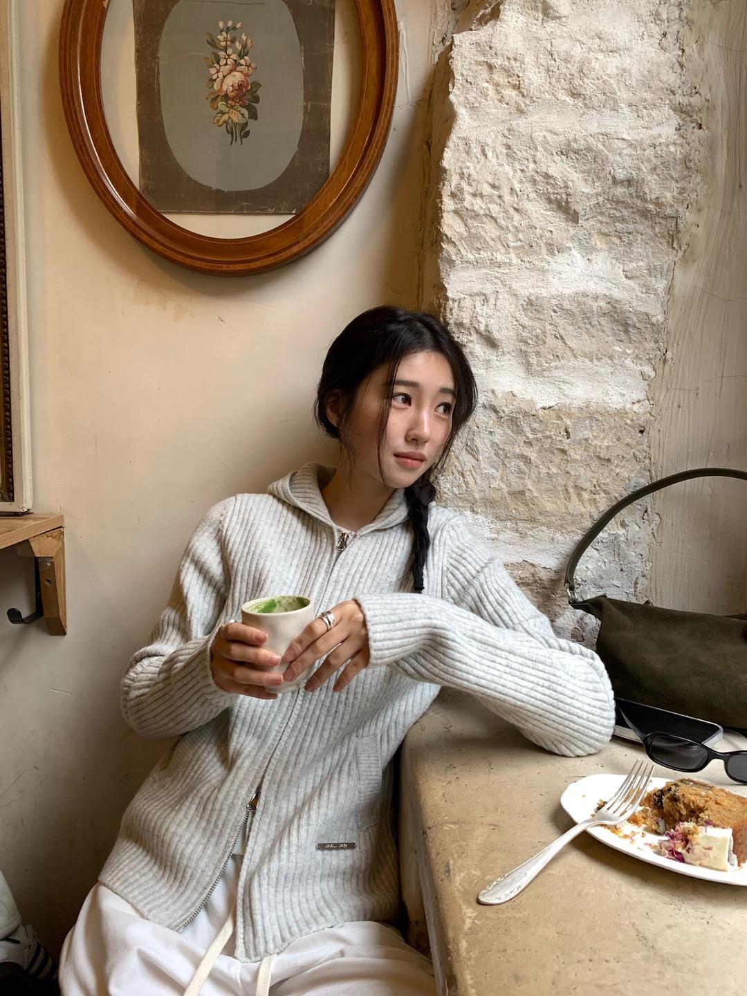 프릴리 [ONLY FLILY] Tender Hood Zip-Up Knit