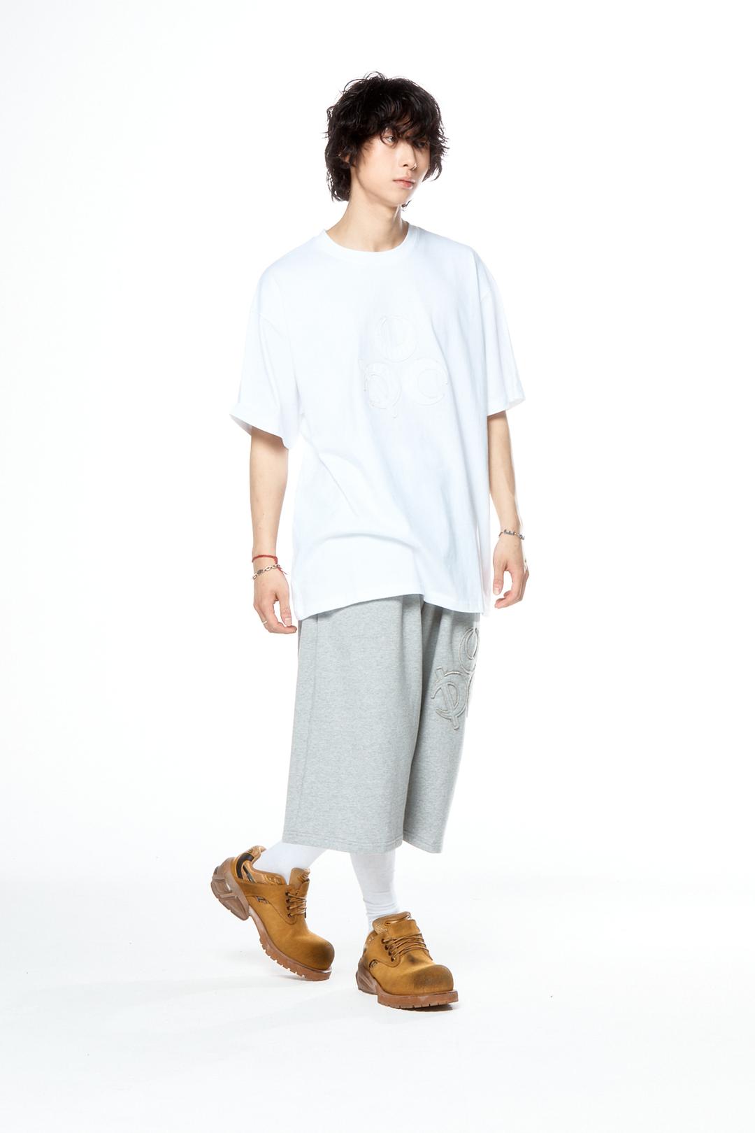 [5월 12일 출고 예정] Symbol Appliqué T-Shirt White