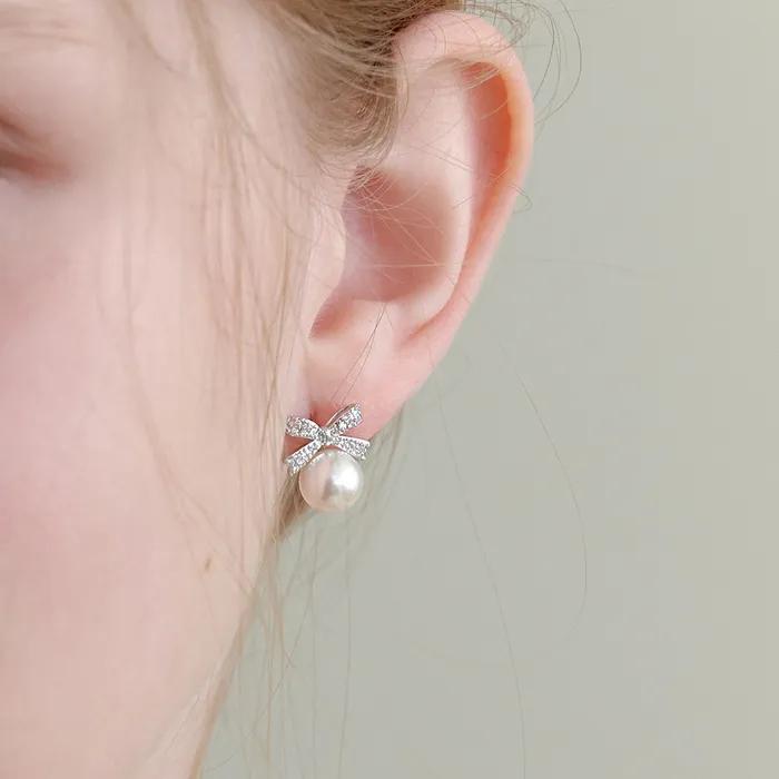 Pearl Cubic Ribbon Earring