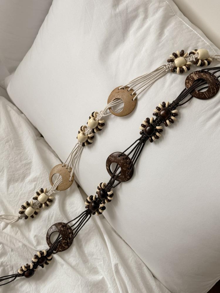 블루씨티 [보헤미안룩] 우드 플라워 에스닉 매듭 끈 벨트 2color