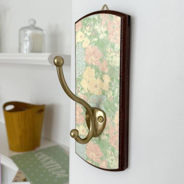 opértum coat rack(soft melon)