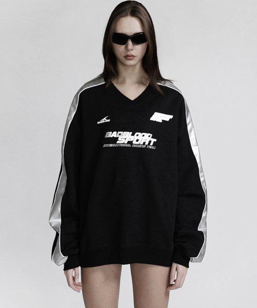 리퓨얼 스포트 브이넥 맨투맨 - 블랙/실버