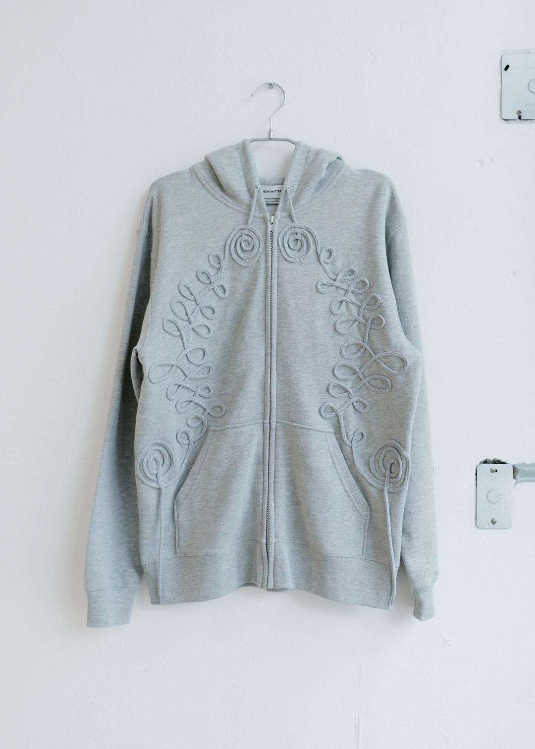 Long String Hoodie in grey