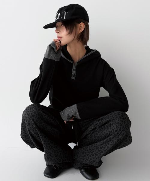 도트 헨리넥 후드티 [블랙]