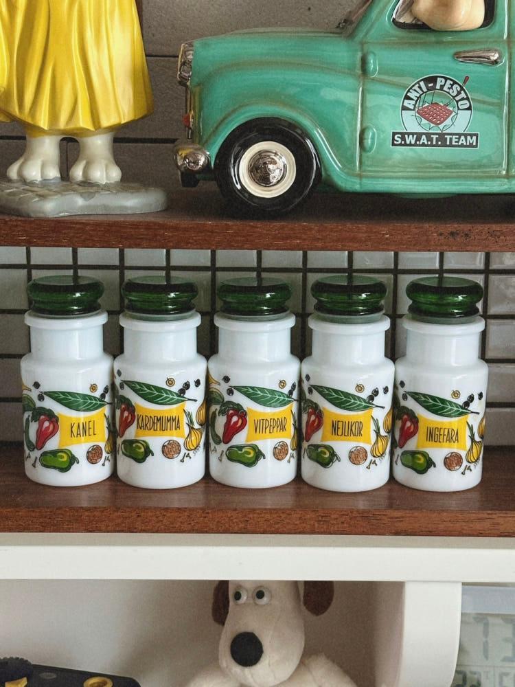 [중고] 스웨덴 밀크글라스 양념통 / Sweden milkglass cruets