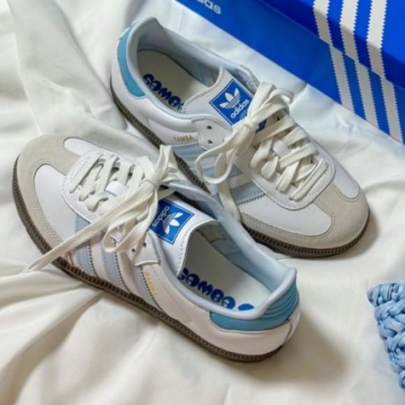 아디다스 삼바 OG 코어 화이트 할로 블루 ID2055