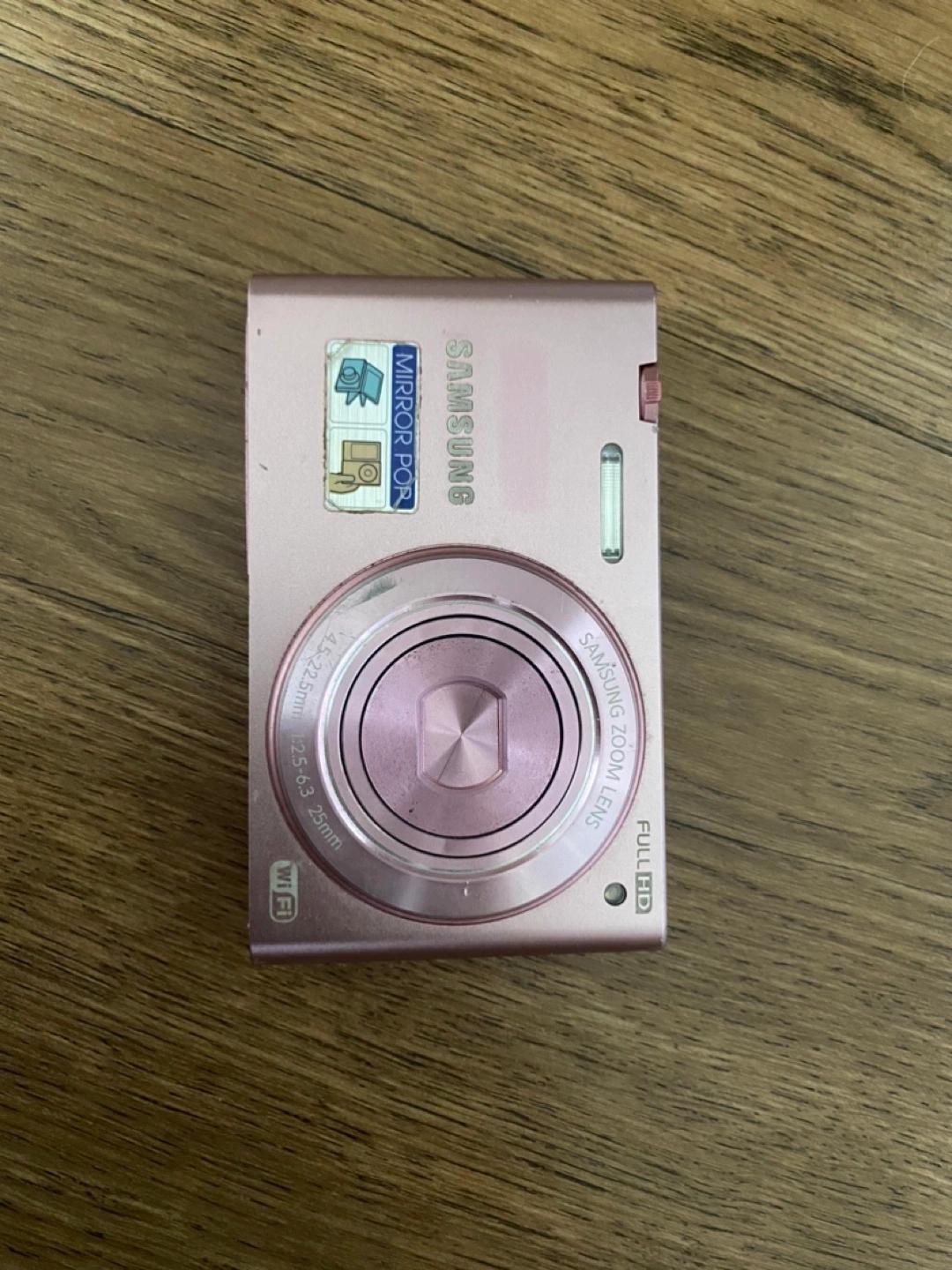 삼성 빈티지 디지털 카메라 mv900f 핑크색 팝니다.