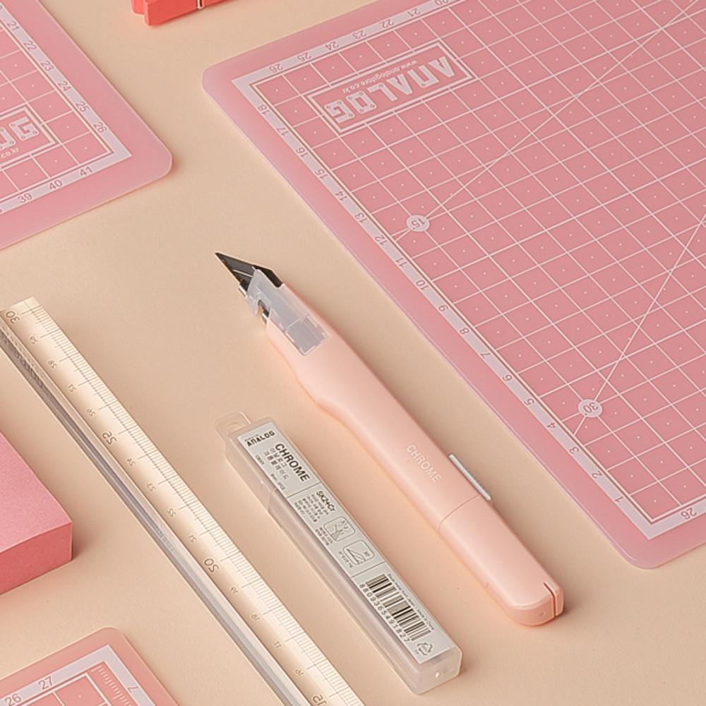 아날로그 크롬 커터칼 핑크에디션