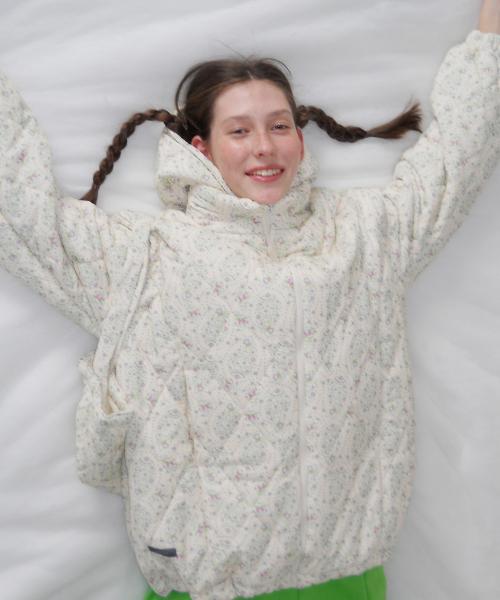 후디드 퀼티드 점퍼 도브