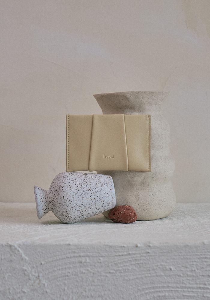 Mini shell wallet Butter yellow