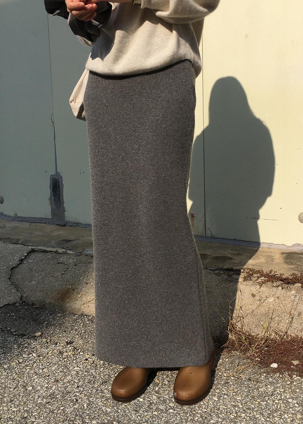 long must have skirt / charcoal