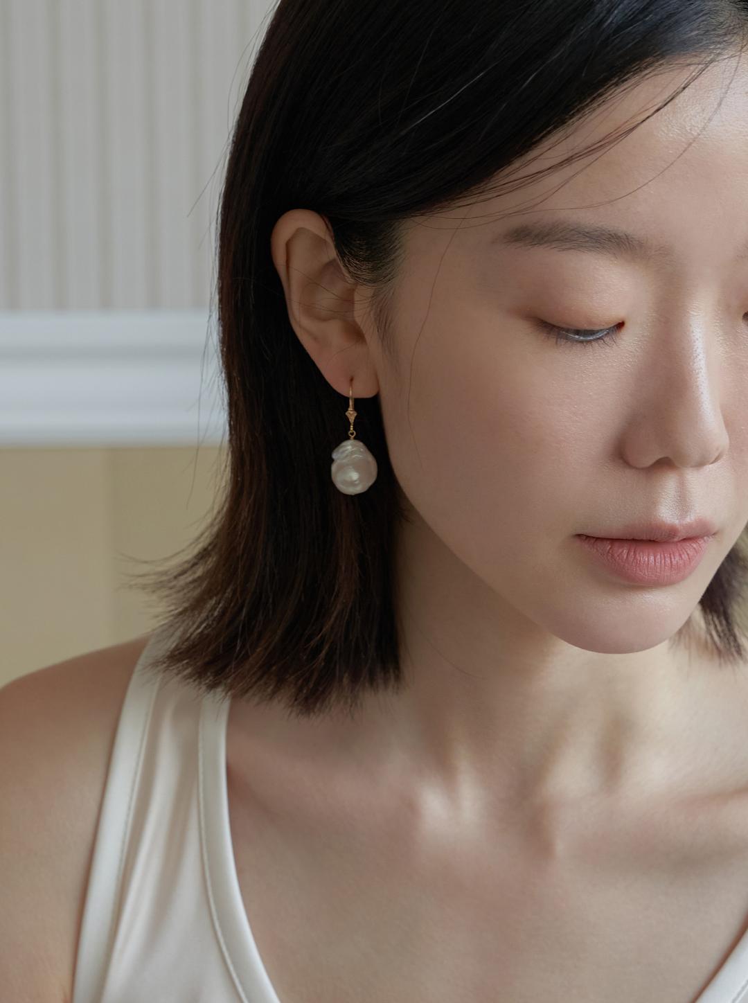 14K GF Baroque Pearl Drop Earring