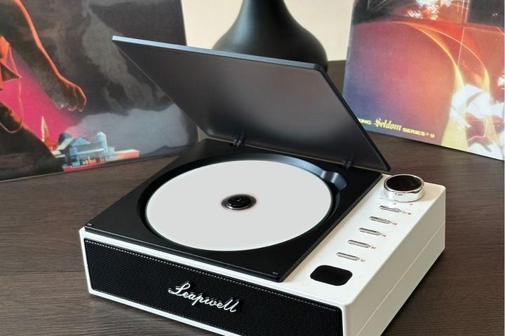 [해외] 무선 레트로 턴테이블 모형 감성 블루투스 CD 플레이어 리모컨 포함 4컬러