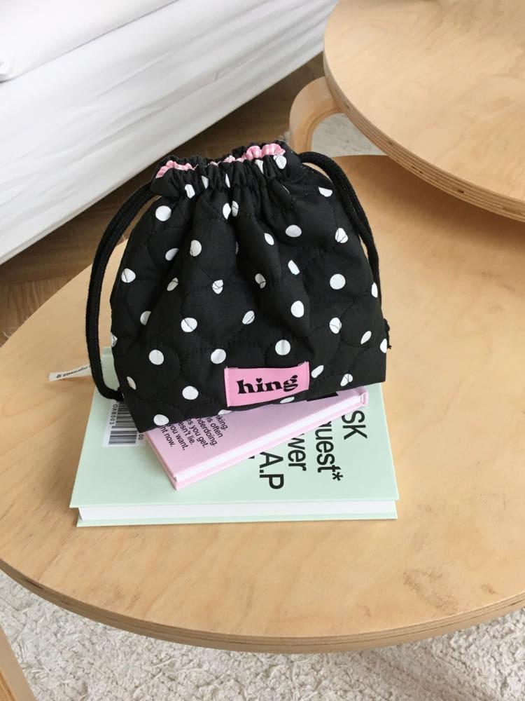 도트 패딩 파우치