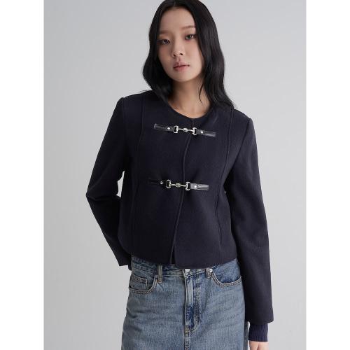 논칼라 레더 버클 숏 재킷  네이비