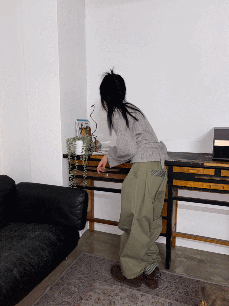 모래하우스 롤업 체크 핀턱팬츠