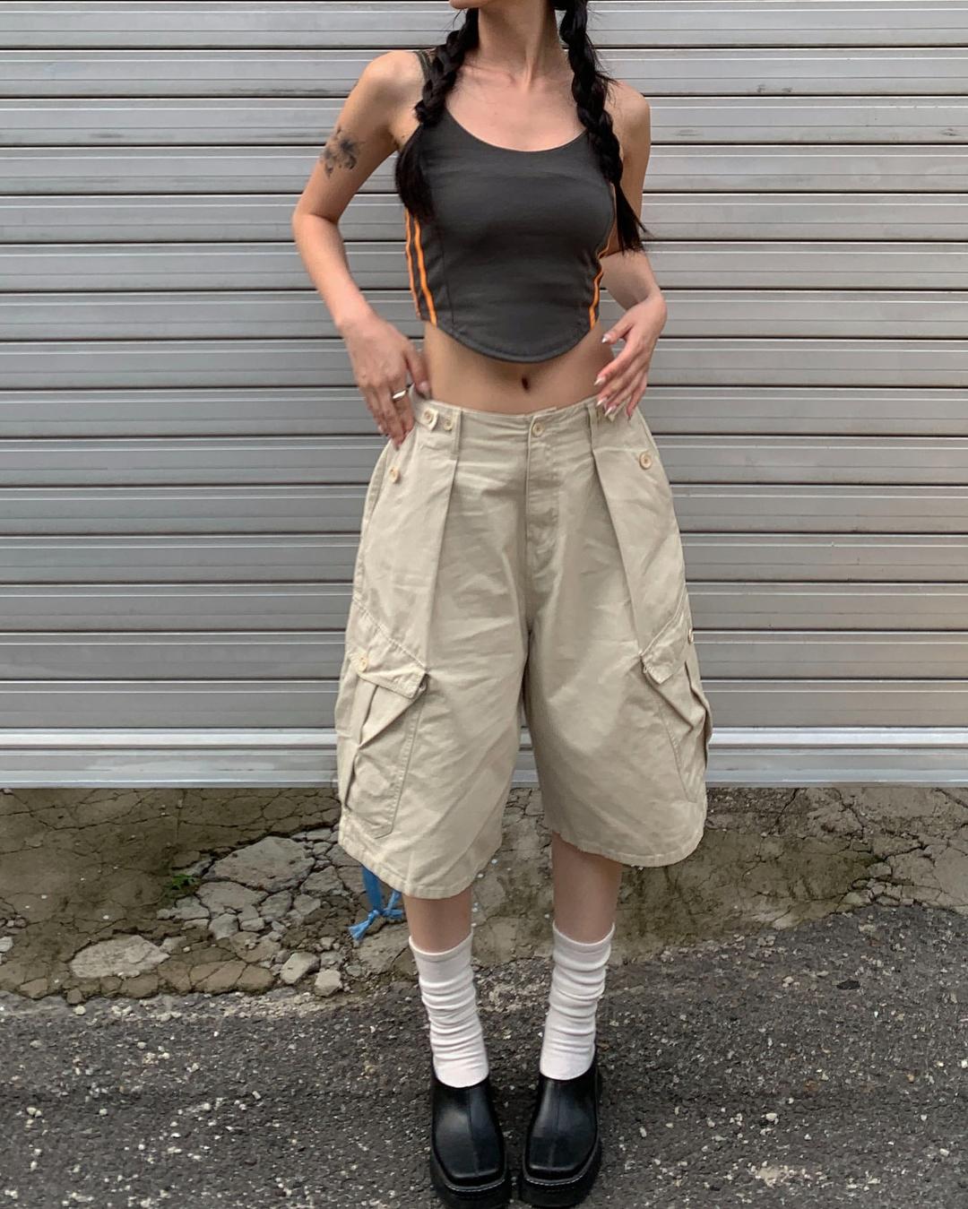 Snap big cargo bermuda pants