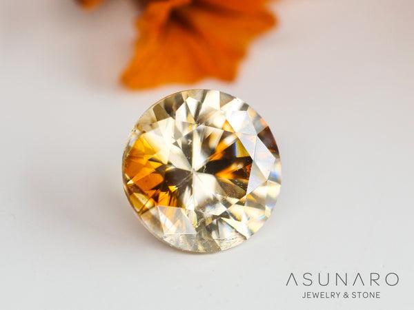 バイカラーキャシテライト  ラウンドカット　ビルマ産 　0.76ct　【240404-2143】