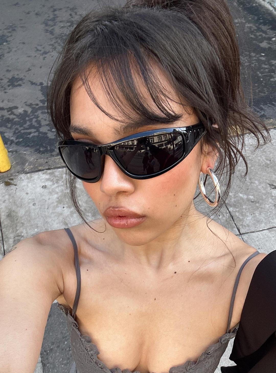 Mora Sunglasses Black - One Size / Black