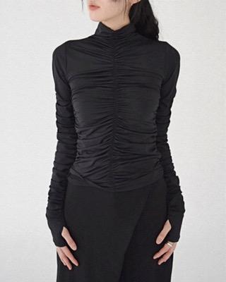 [ADELIO] basic spot shirring tee, black