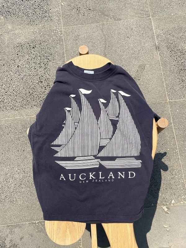 SUMMER VINTAGE 'AUCKLAND NEW ZEALAND\'