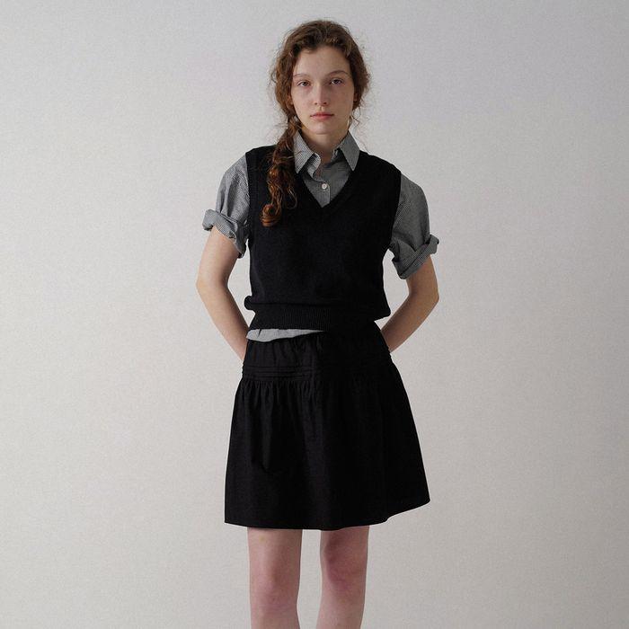 Pou flare skirt (Black)