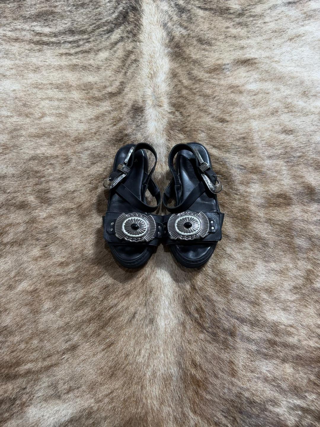 TOGA PULLA Sandal | 후루츠패밀리