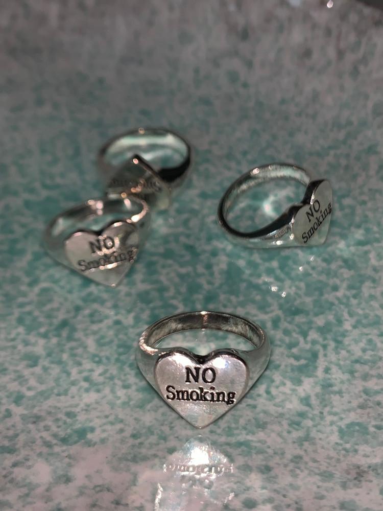 no smoking ring
