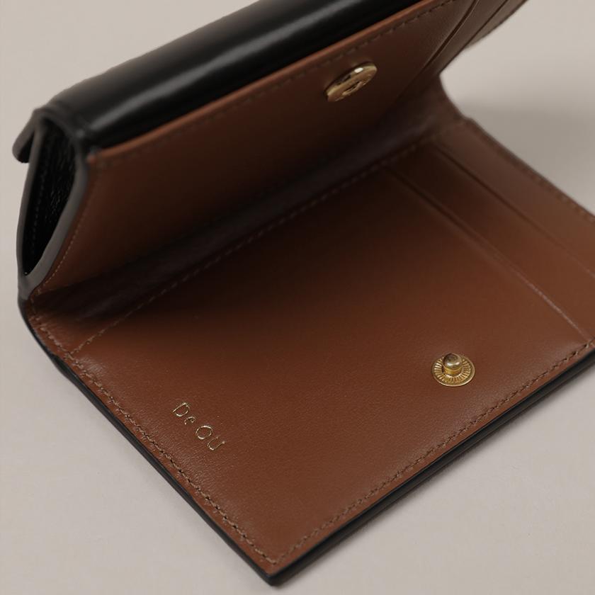 Shape E Case - black almond