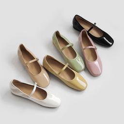 샤로트 에나멜 메리제인 플랫슈즈 (2cm)