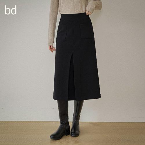 by-D S31777 (본딩기모) 시그니처 마크 투포켓 스커트