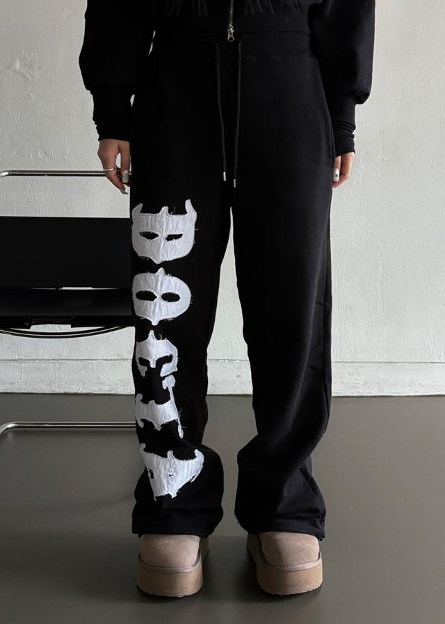 Lettering Patch Jogger PT (Black)