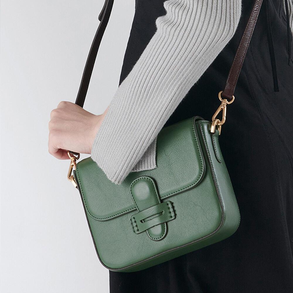 몽삭 모아나 스퀘어 크로스 바디백 올리브그린 JL15-2029-OG