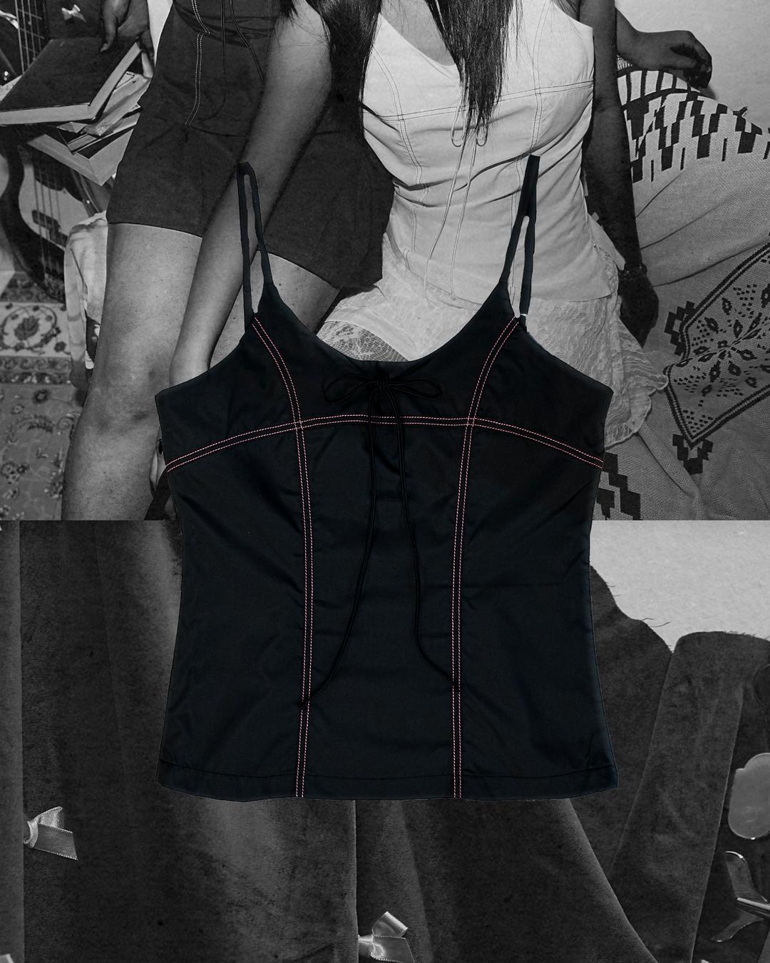 average sleeveless _ black