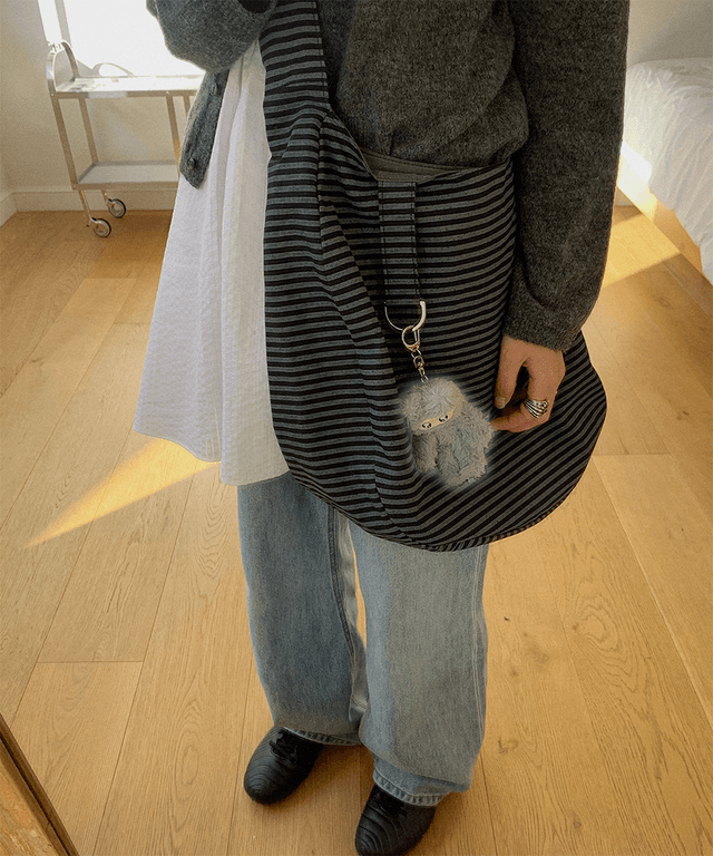 [IBA25UB03GY] REVERSIBLE STRIPE BAG